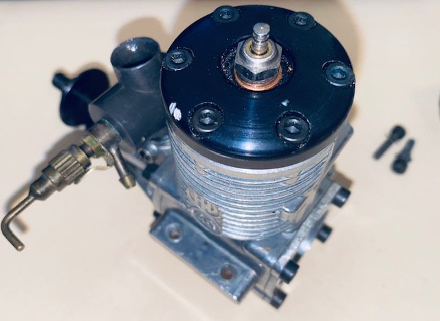 HP 40 Silver Star 2 stroke glow engine, with Mac's header (cut), & tongue muffler photo 8