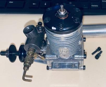 HP 40 Silver Star 2 stroke glow engine, with Mac's header (cut), & tongue muffler photo 11