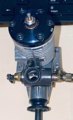 HP 40 Silver Star 2 stroke glow engine, with Mac's header (cut), & tongue muffler photo 7