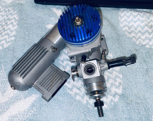 Magnum XLS 52a engine in box, complete. photo 2