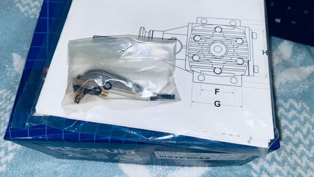 Magnum XLS 52a engine in box, complete. photo 7