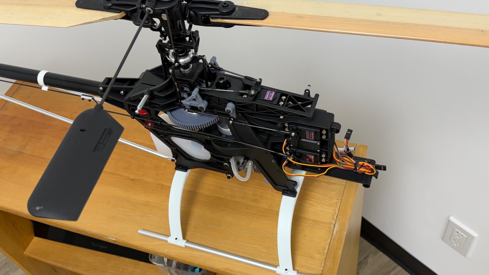 Raptor 30 photo 9