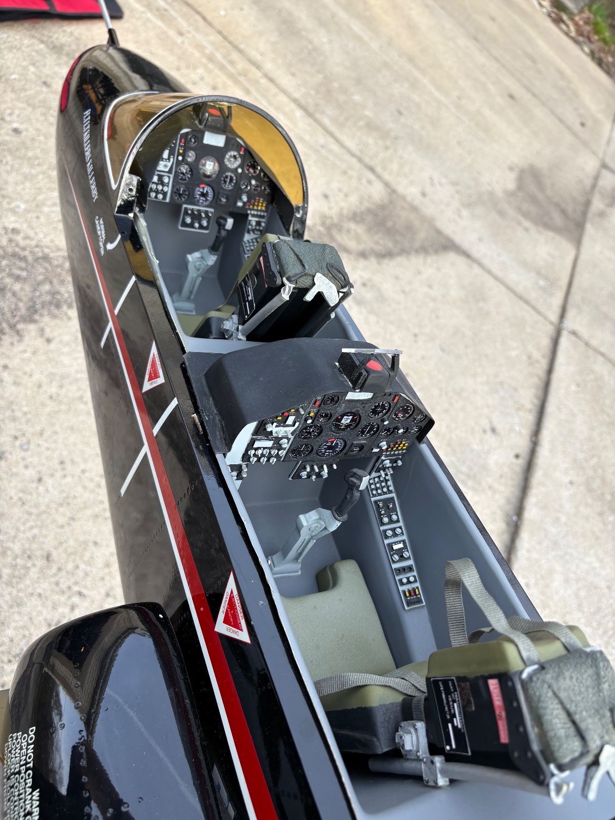 Skymaster extreme BAE Hawk Kingtech 160 with 97min on motor RTF with wing bags photo 2